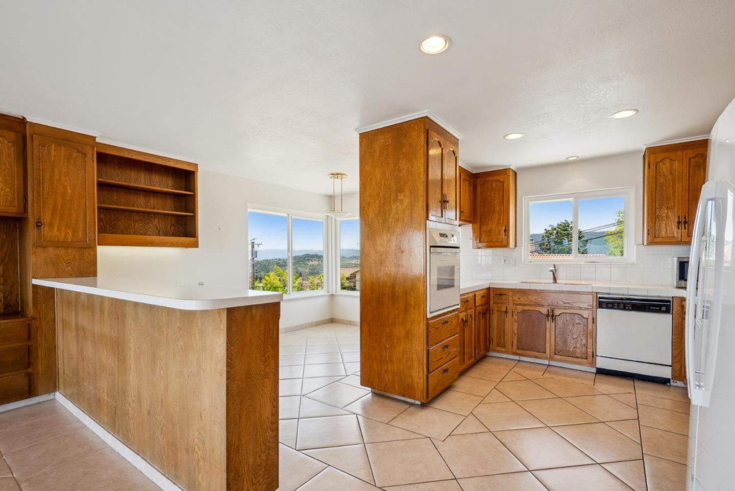 Detail Gallery Image 21 of 63 For 3324 Melendy Dr, San Carlos,  CA 94070 - 3 Beds | 2/2 Baths
