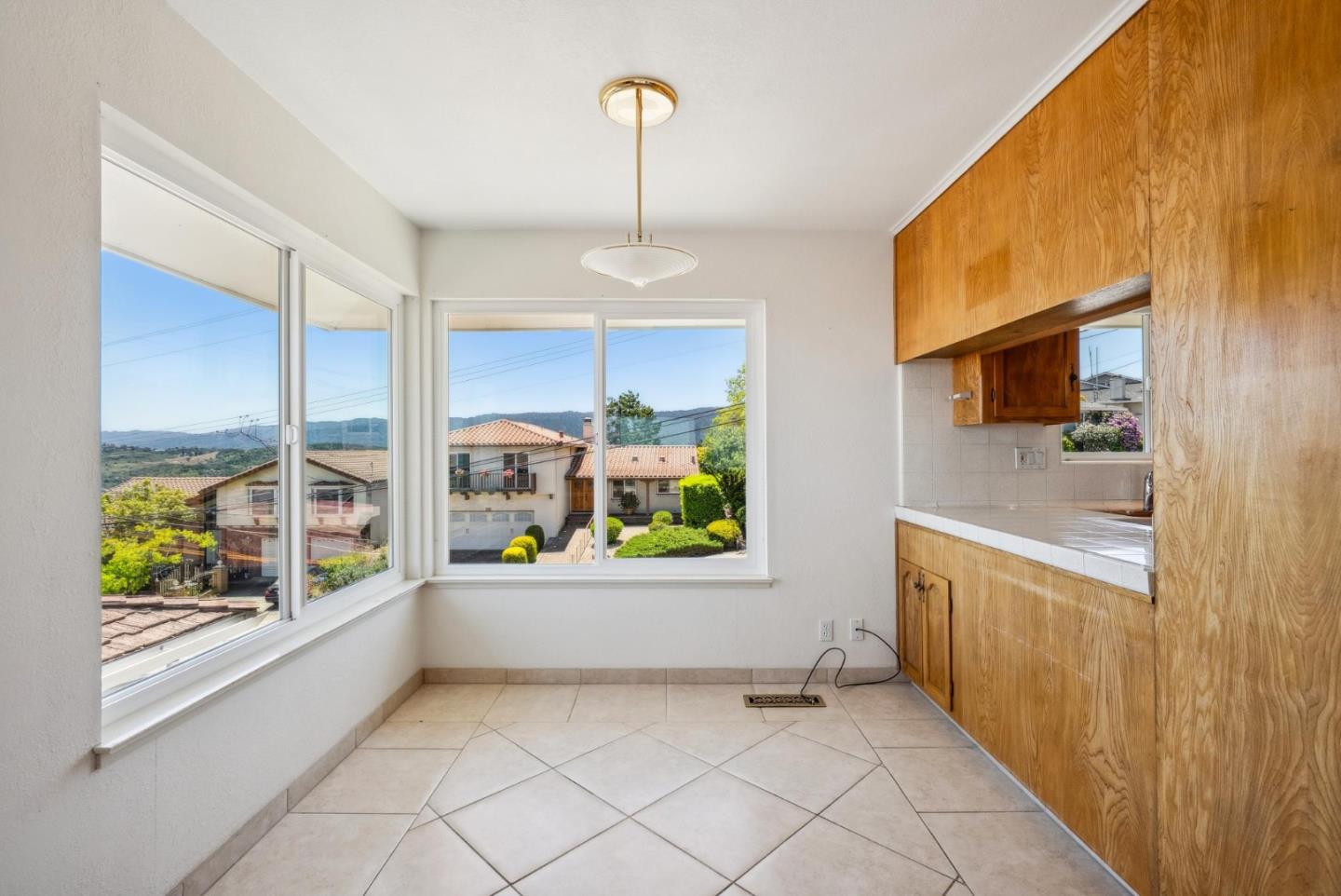 Detail Gallery Image 27 of 63 For 3324 Melendy Dr, San Carlos,  CA 94070 - 3 Beds | 2/2 Baths