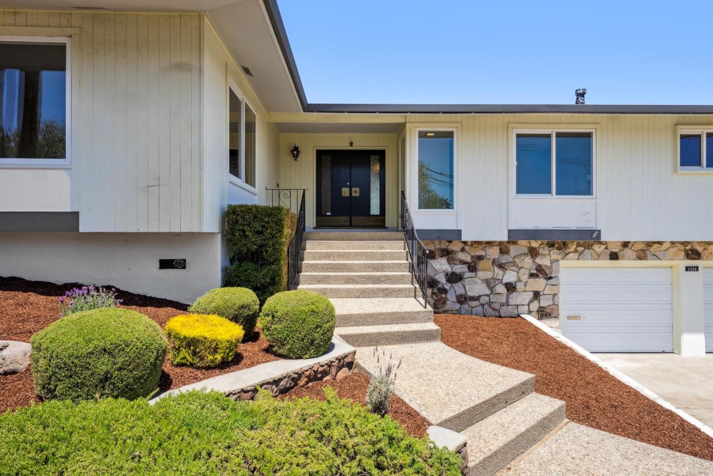 Detail Gallery Image 3 of 63 For 3324 Melendy Dr, San Carlos,  CA 94070 - 3 Beds | 2/2 Baths