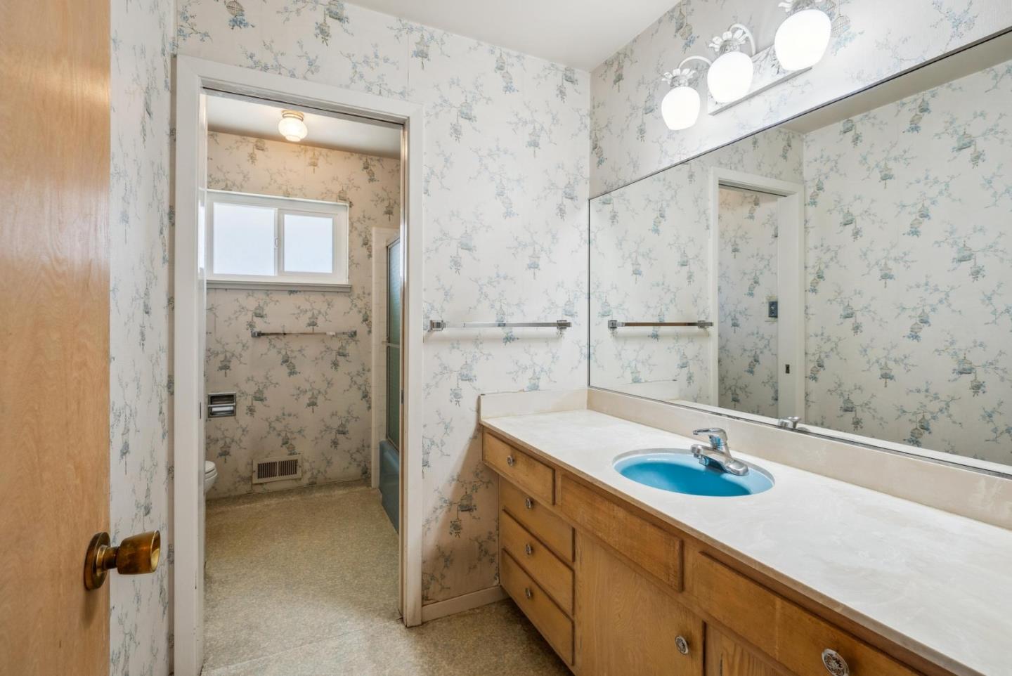 Detail Gallery Image 35 of 63 For 3324 Melendy Dr, San Carlos,  CA 94070 - 3 Beds | 2/2 Baths