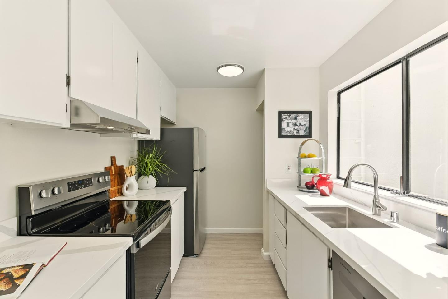 Detail Gallery Image 9 of 38 For 1919 Alameda De Las Pulgas #126,  San Mateo,  CA 94403 - 1 Beds | 1 Baths
