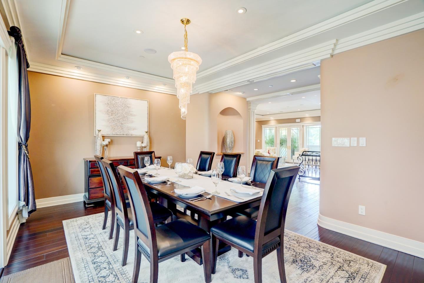 Detail Gallery Image 11 of 49 For 780 S El Monte Ave, Los Altos,  CA 94022 - 5 Beds | 4/2 Baths