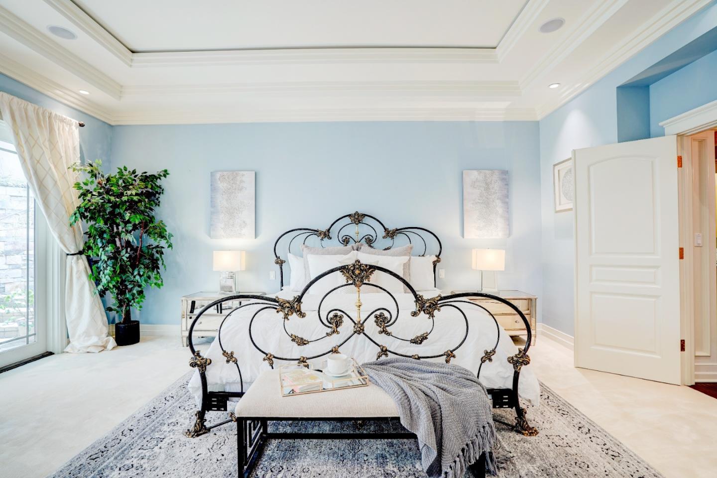 Detail Gallery Image 26 of 49 For 780 S El Monte Ave, Los Altos,  CA 94022 - 5 Beds | 4/2 Baths