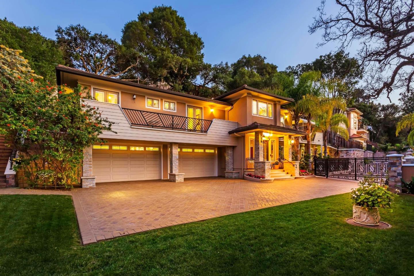 Detail Gallery Image 3 of 49 For 780 S El Monte Ave, Los Altos,  CA 94022 - 5 Beds | 4/2 Baths