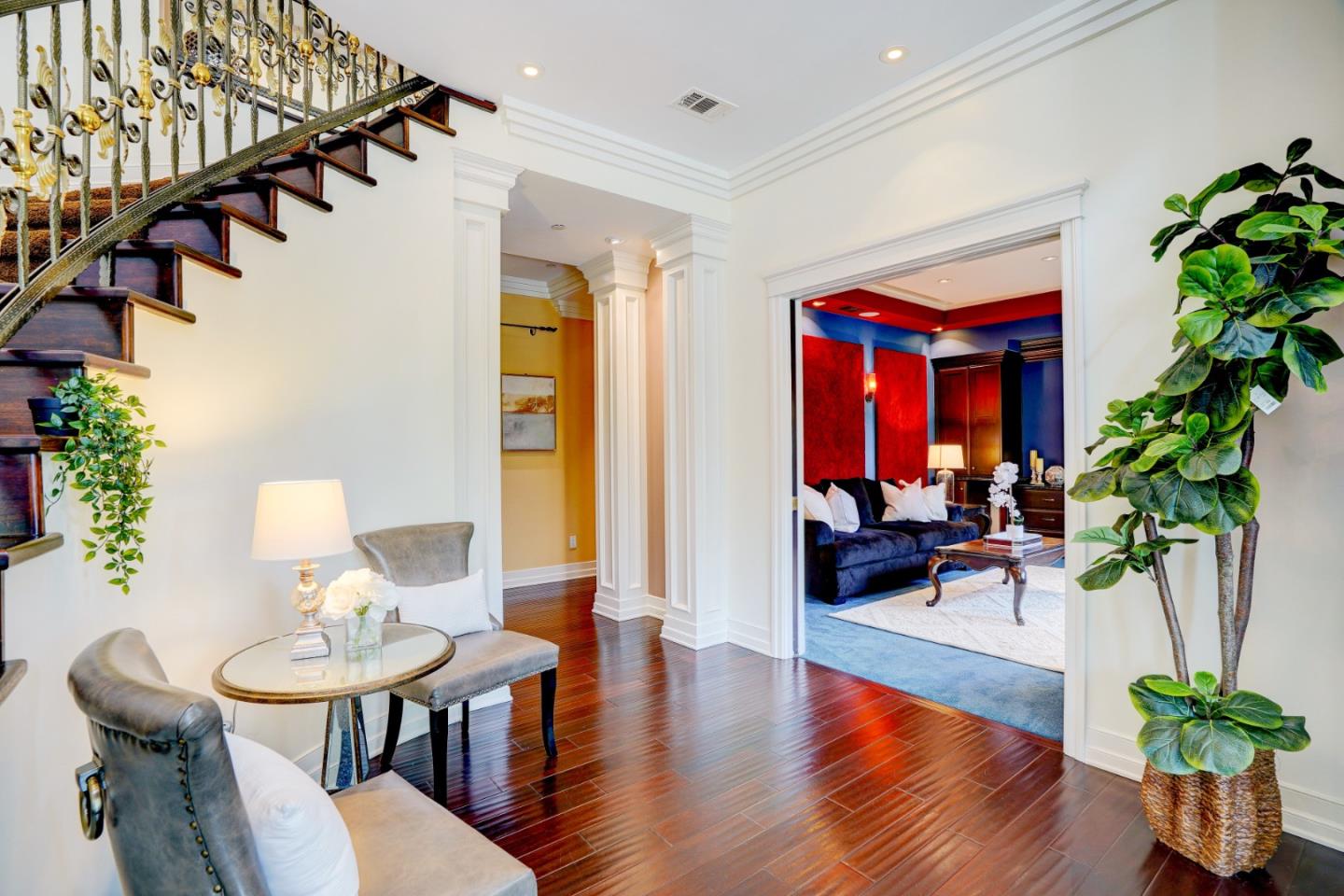 Detail Gallery Image 39 of 49 For 780 S El Monte Ave, Los Altos,  CA 94022 - 5 Beds | 4/2 Baths