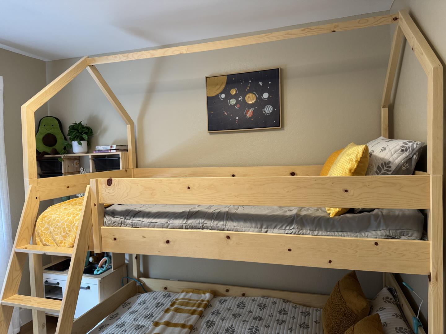 Detail Gallery Image 23 of 39 For 407 Beach Ave, Half Moon Bay,  CA 94019 - 4 Beds | 2 Baths