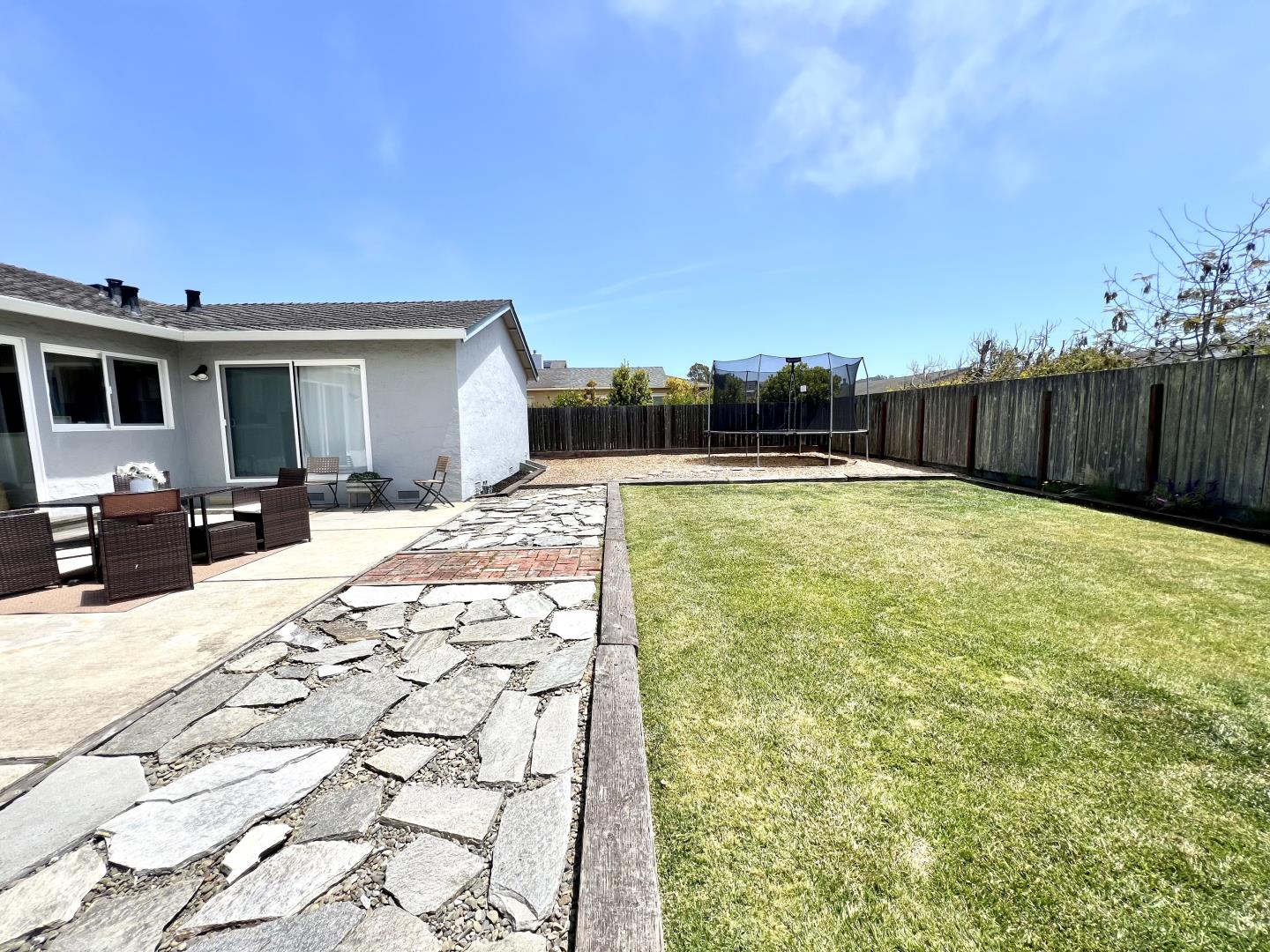 Detail Gallery Image 29 of 39 For 407 Beach Ave, Half Moon Bay,  CA 94019 - 4 Beds | 2 Baths