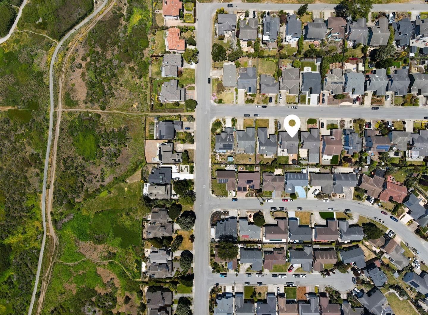 Detail Gallery Image 33 of 39 For 407 Beach Ave, Half Moon Bay,  CA 94019 - 4 Beds | 2 Baths