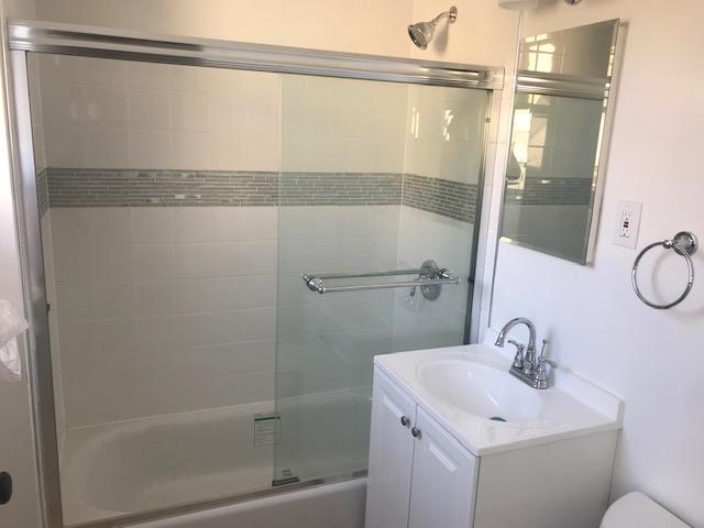Detail Gallery Image 4 of 4 For El Camino Real St,  San Mateo,  CA 94401 - 1 Beds | 1 Baths