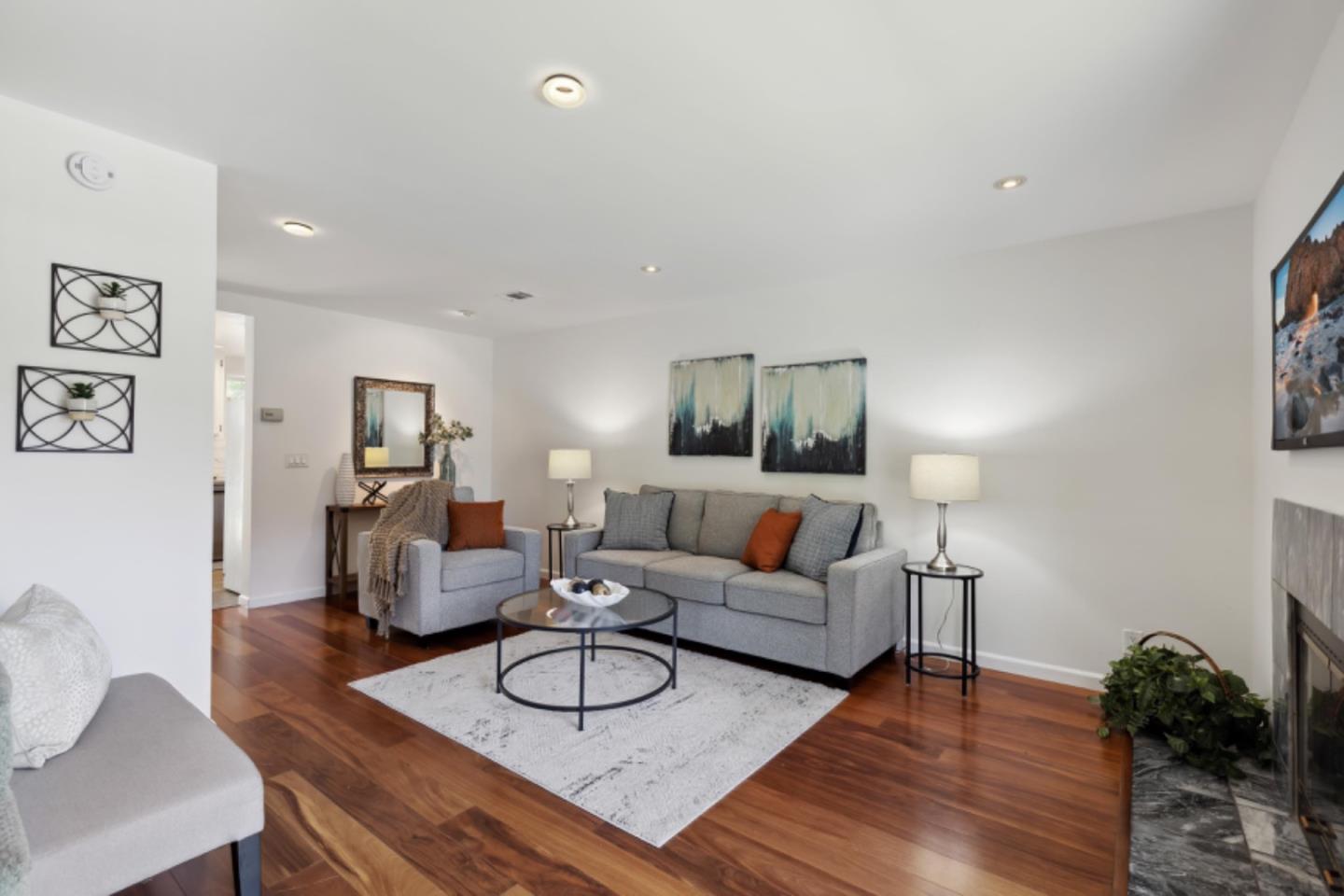 Detail Gallery Image 3 of 21 For 5214 Macaw Ct, San Jose,  CA 95123 - 3 Beds | 2/1 Baths
