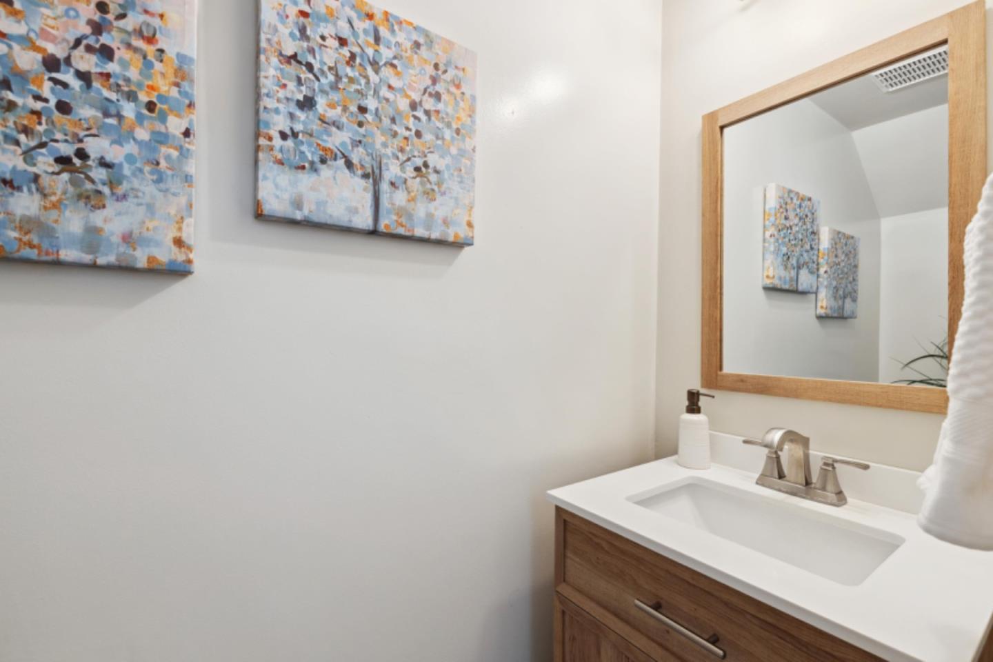 Detail Gallery Image 6 of 21 For 5214 Macaw Ct, San Jose,  CA 95123 - 3 Beds | 2/1 Baths