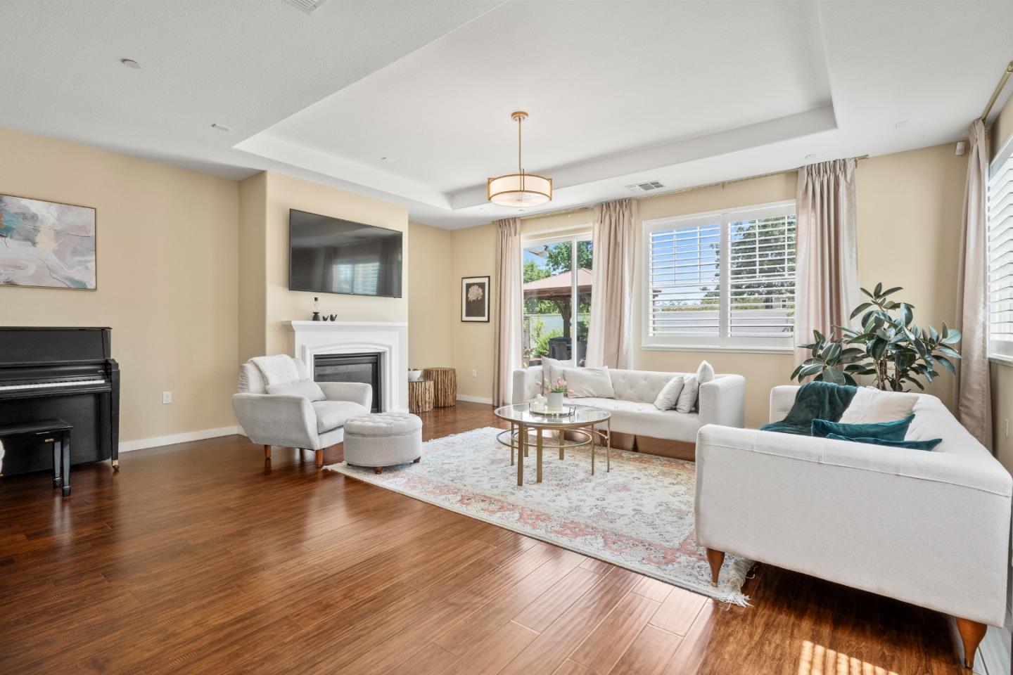Detail Gallery Image 6 of 44 For 1141 Navigator Dr, Lathrop,  CA 95330 - 3 Beds | 3 Baths