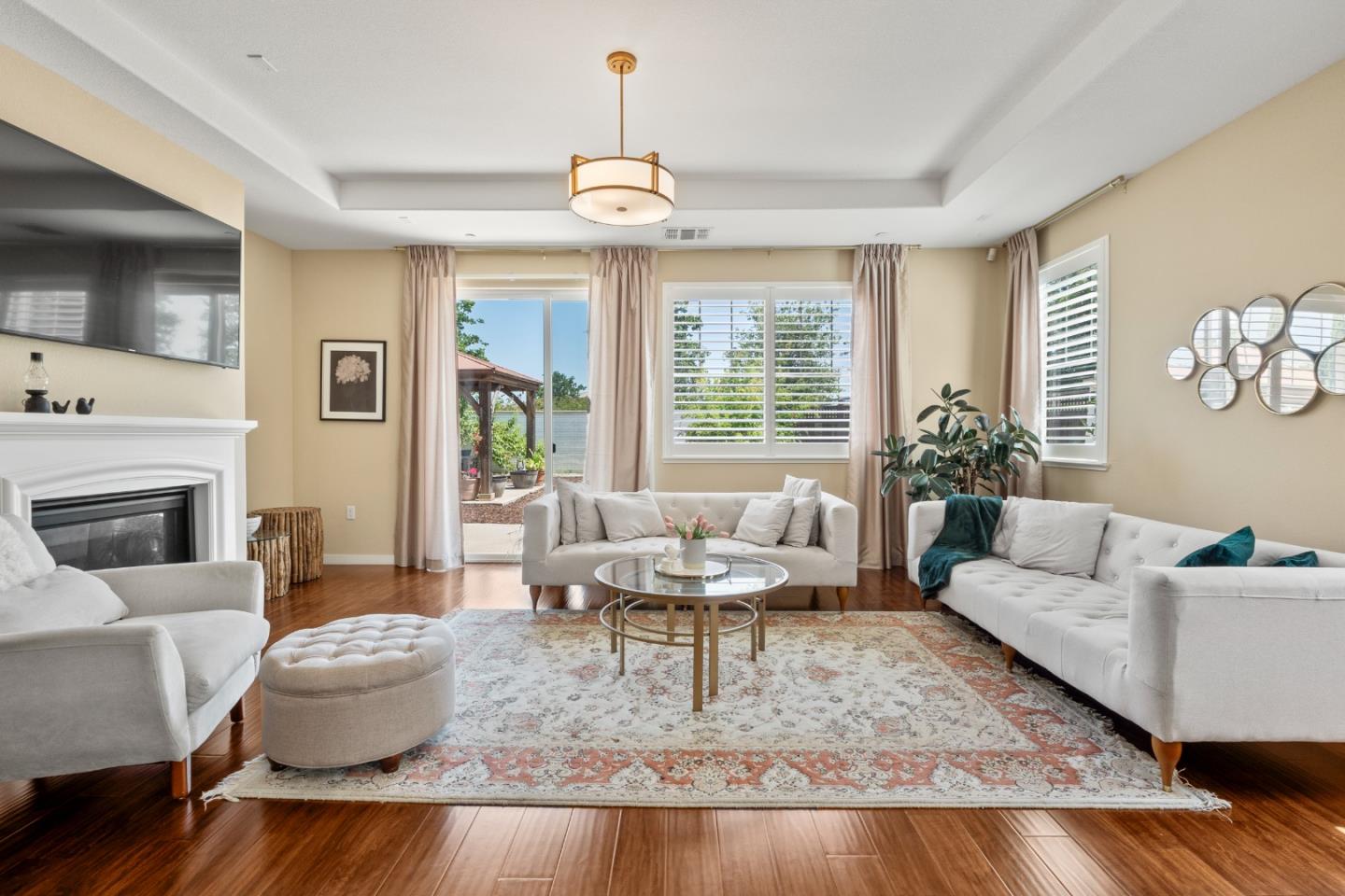 Detail Gallery Image 7 of 44 For 1141 Navigator Dr, Lathrop,  CA 95330 - 3 Beds | 3 Baths