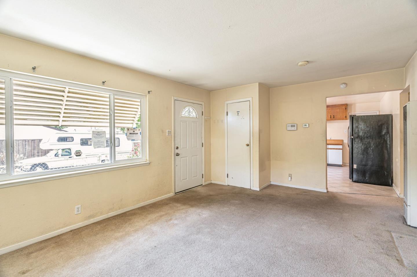 Detail Gallery Image 4 of 30 For 854 N 16th St, San Jose,  CA 95112 - 2 Beds | 1 Baths