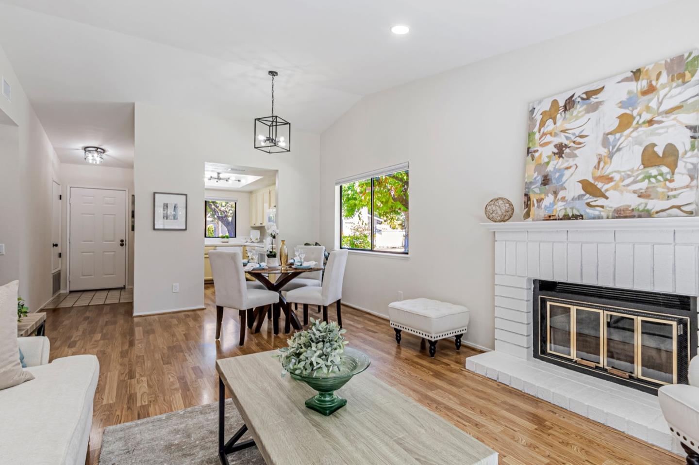 Detail Gallery Image 10 of 40 For 4942 Red Creek Drive, San Jose,  CA 95136 - 2 Beds | 2 Baths