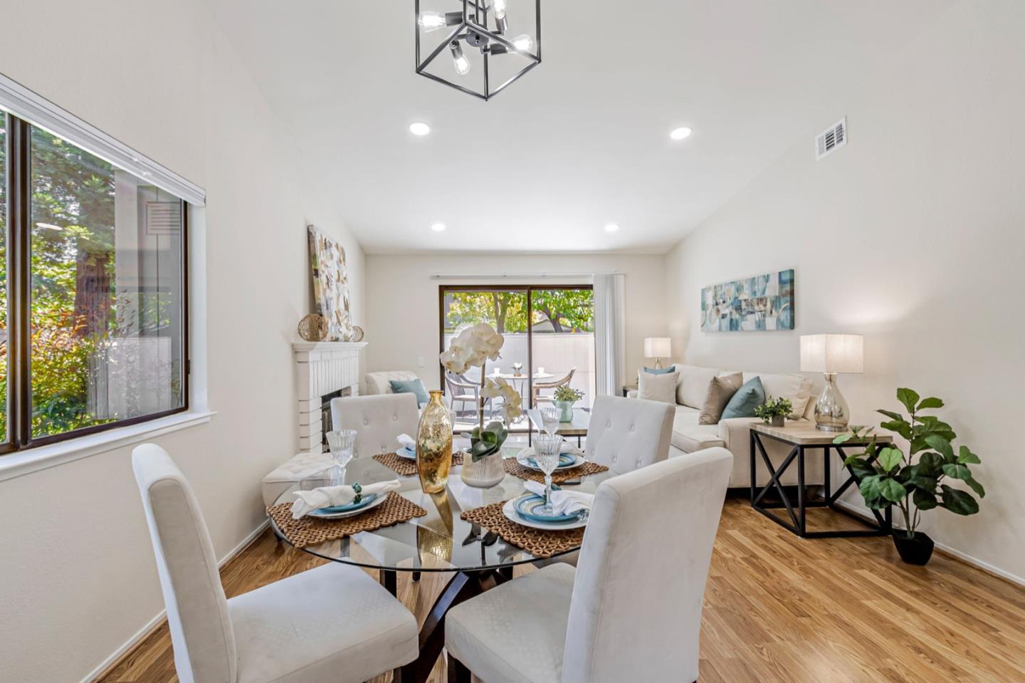 Detail Gallery Image 15 of 40 For 4942 Red Creek Drive, San Jose,  CA 95136 - 2 Beds | 2 Baths