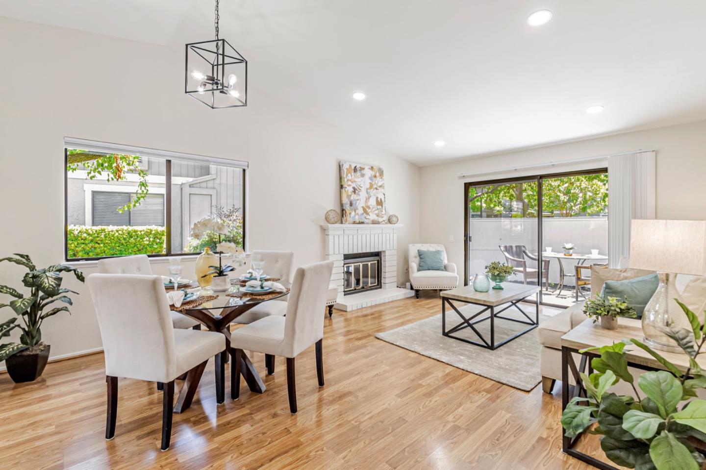 Detail Gallery Image 17 of 40 For 4942 Red Creek Drive, San Jose,  CA 95136 - 2 Beds | 2 Baths