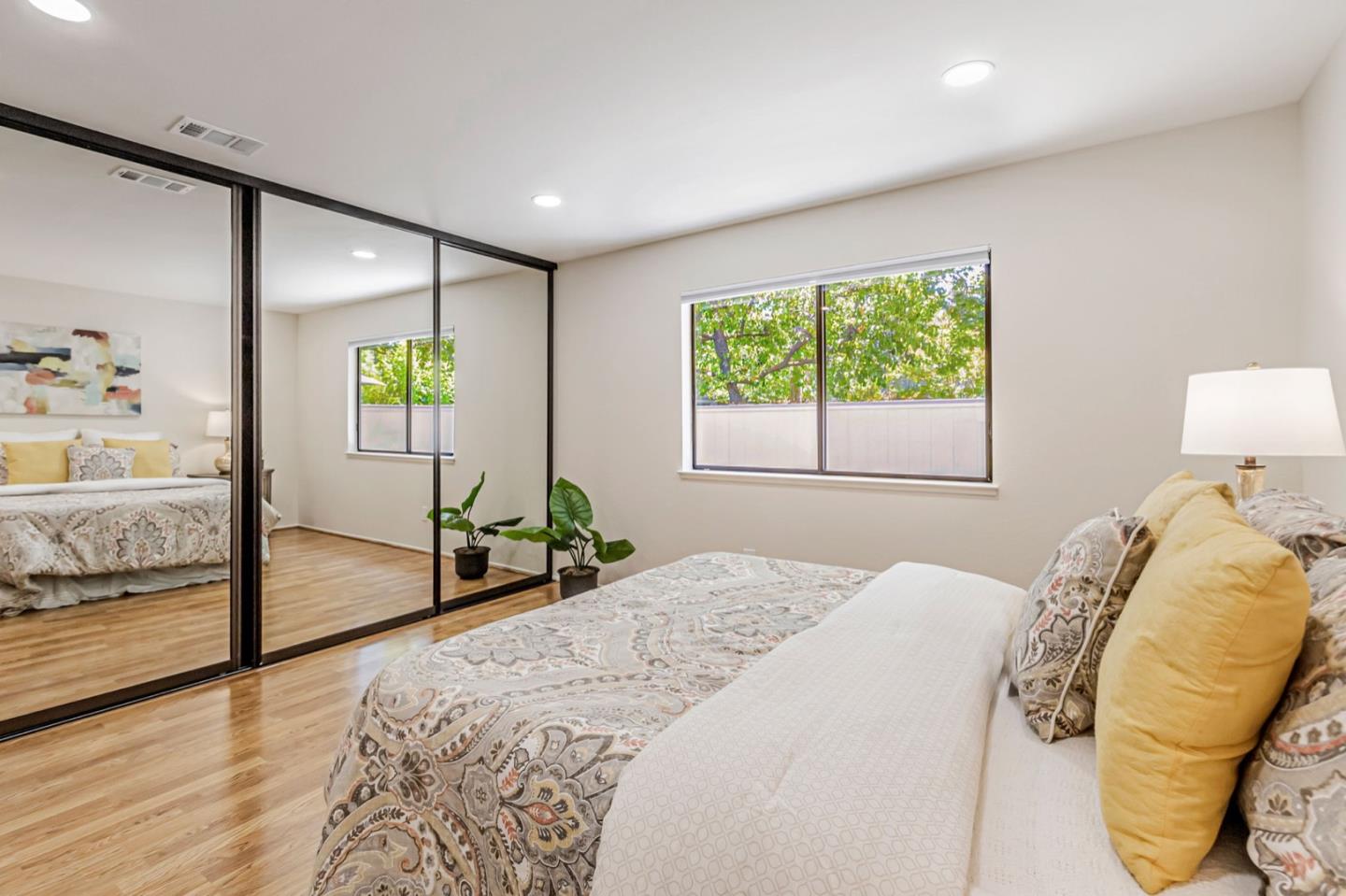 Detail Gallery Image 19 of 40 For 4942 Red Creek Drive, San Jose,  CA 95136 - 2 Beds | 2 Baths