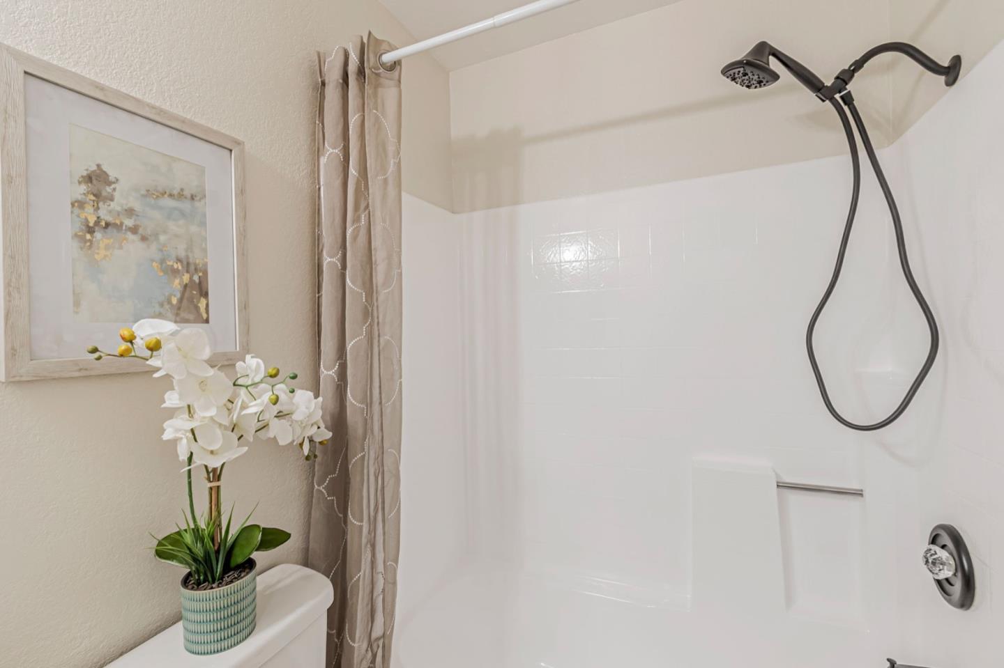 Detail Gallery Image 26 of 40 For 4942 Red Creek Drive, San Jose,  CA 95136 - 2 Beds | 2 Baths