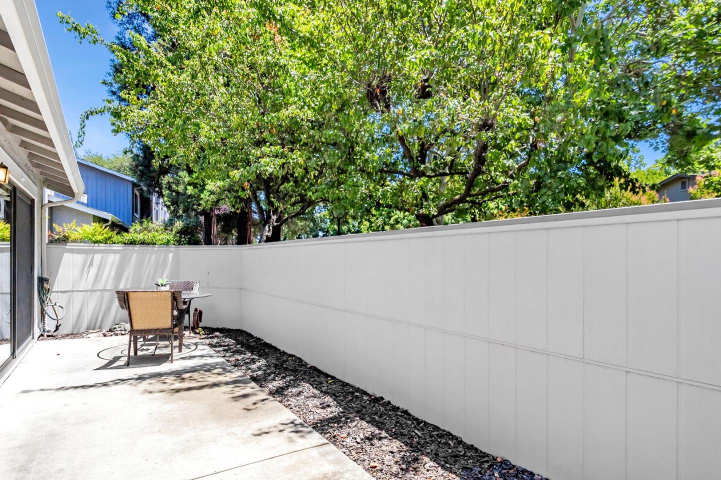 Detail Gallery Image 32 of 40 For 4942 Red Creek Drive, San Jose,  CA 95136 - 2 Beds | 2 Baths