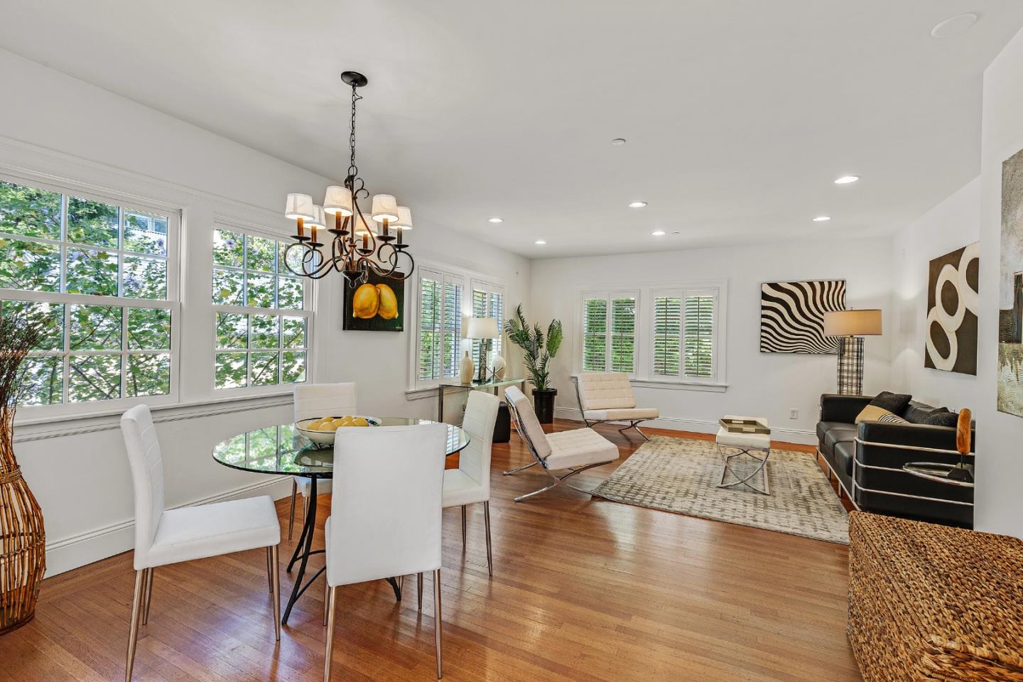 Detail Gallery Image 16 of 42 For 838 Walnut Ave, Burlingame,  CA 94010 - 4 Beds | 4 Baths