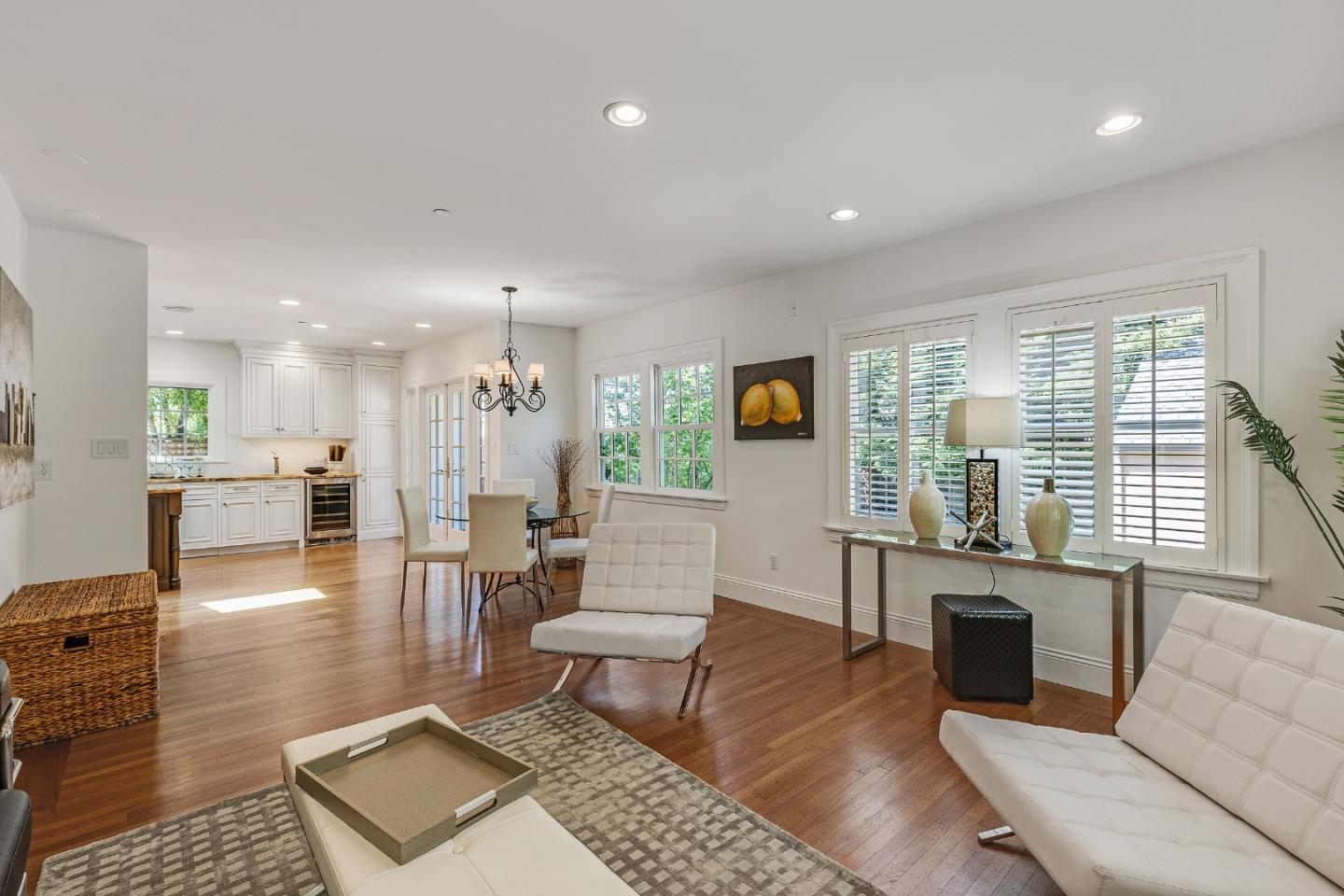 Detail Gallery Image 18 of 42 For 838 Walnut Ave, Burlingame,  CA 94010 - 4 Beds | 4 Baths