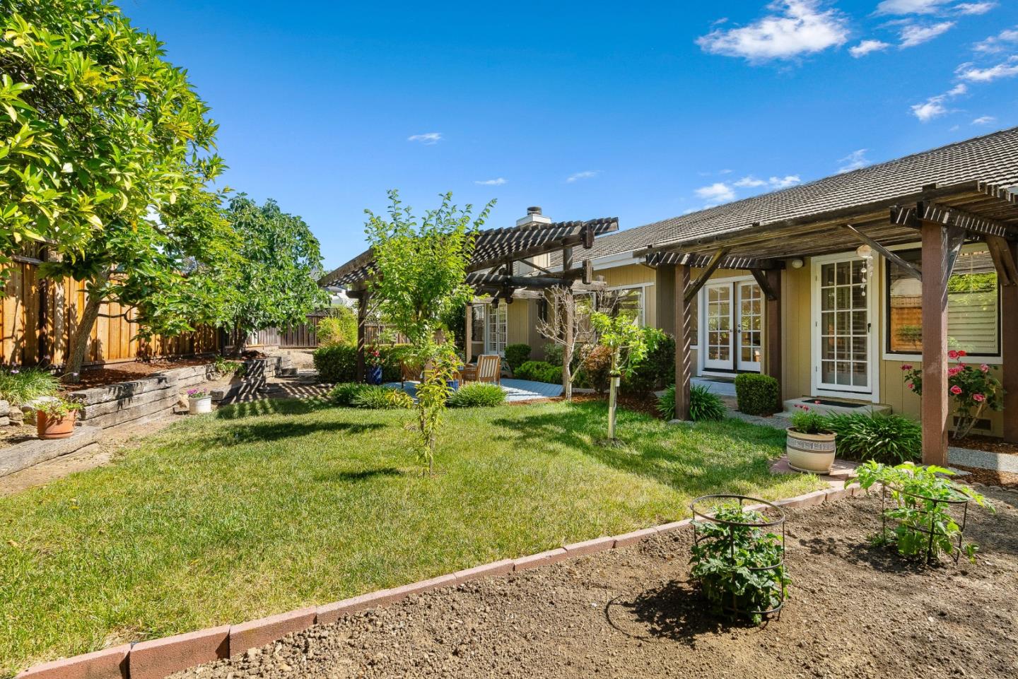 Detail Gallery Image 32 of 38 For 5949 Porto Alegre Dr, San Jose,  CA 95120 - 3 Beds | 2/1 Baths