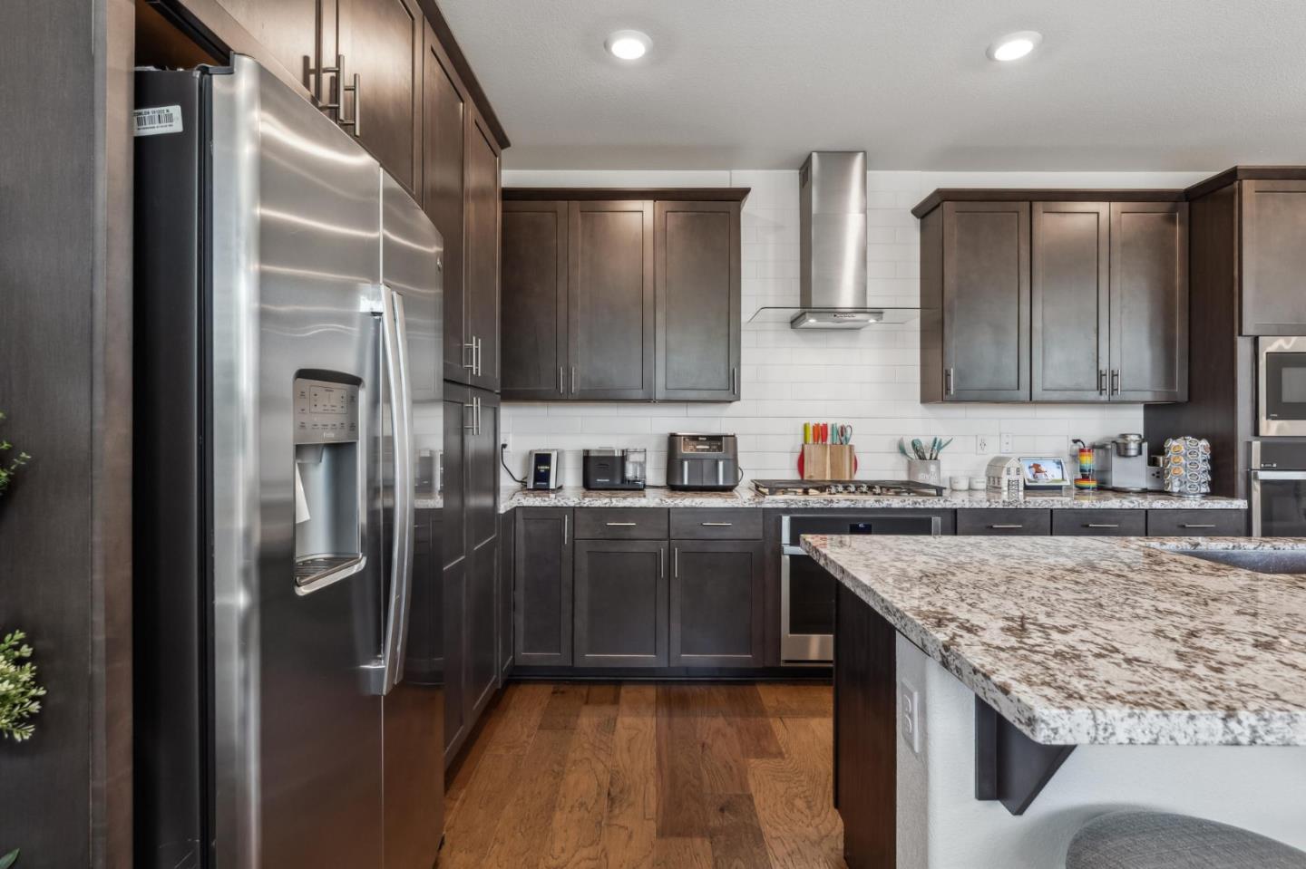 Detail Gallery Image 13 of 43 For 8906 Upbeat Way, Elk Grove,  CA 95757 - 3 Beds | 2/1 Baths