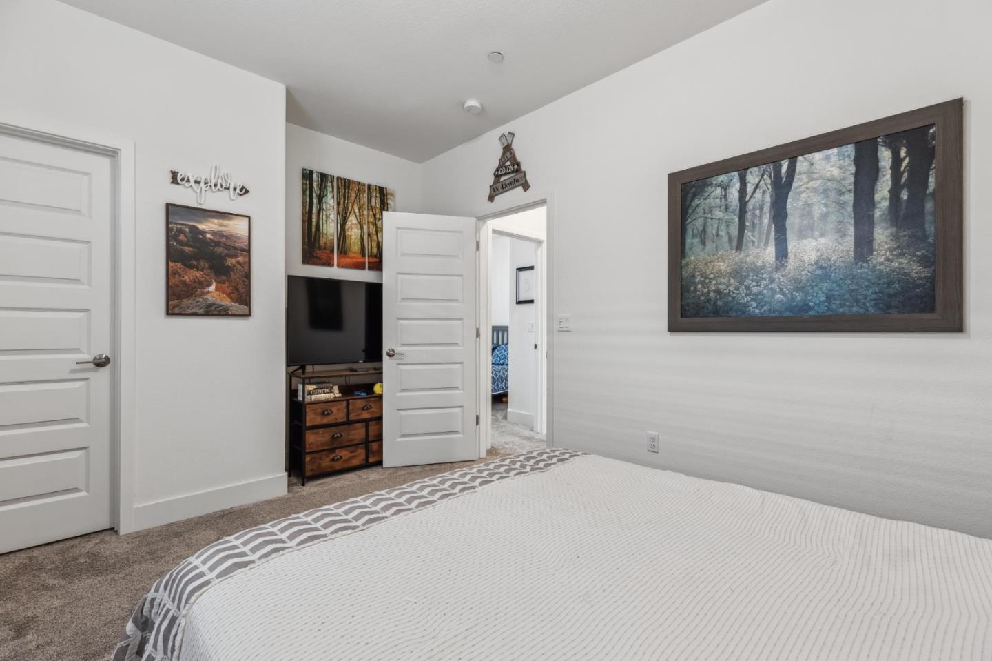 Detail Gallery Image 35 of 43 For 8906 Upbeat Way, Elk Grove,  CA 95757 - 3 Beds | 2/1 Baths