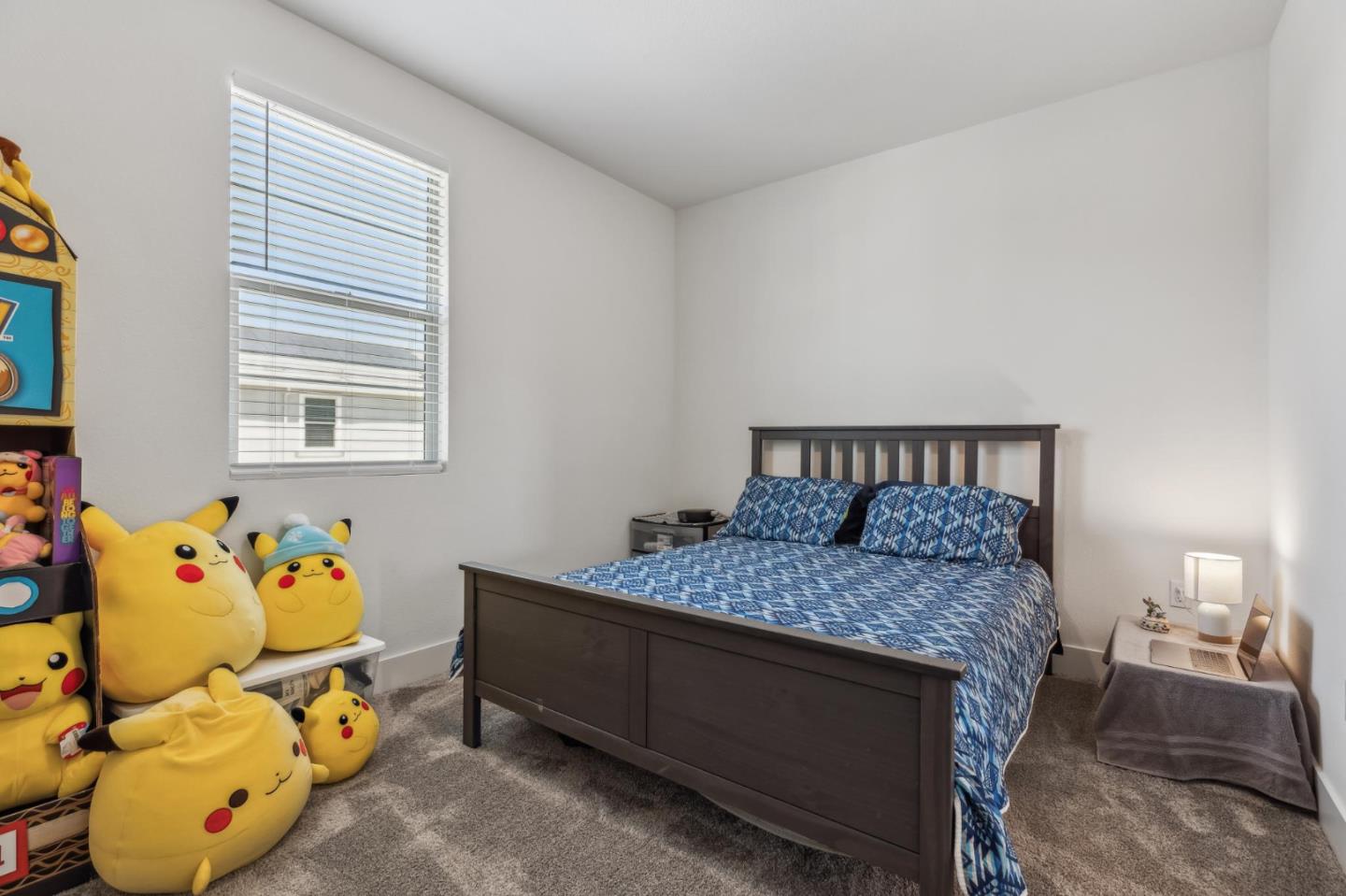 Detail Gallery Image 37 of 43 For 8906 Upbeat Way, Elk Grove,  CA 95757 - 3 Beds | 2/1 Baths