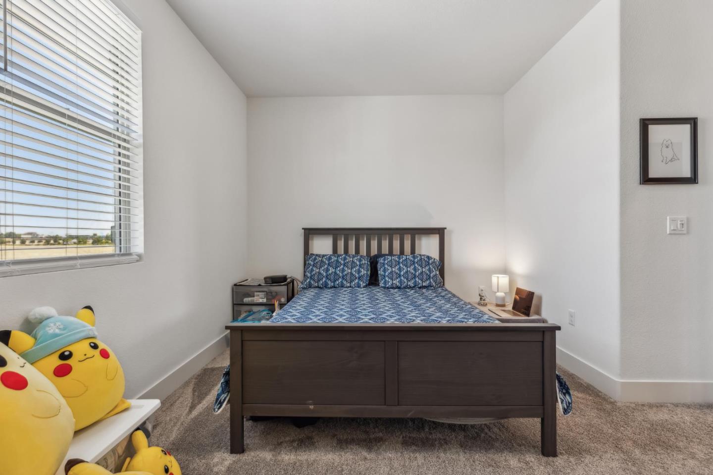Detail Gallery Image 38 of 43 For 8906 Upbeat Way, Elk Grove,  CA 95757 - 3 Beds | 2/1 Baths