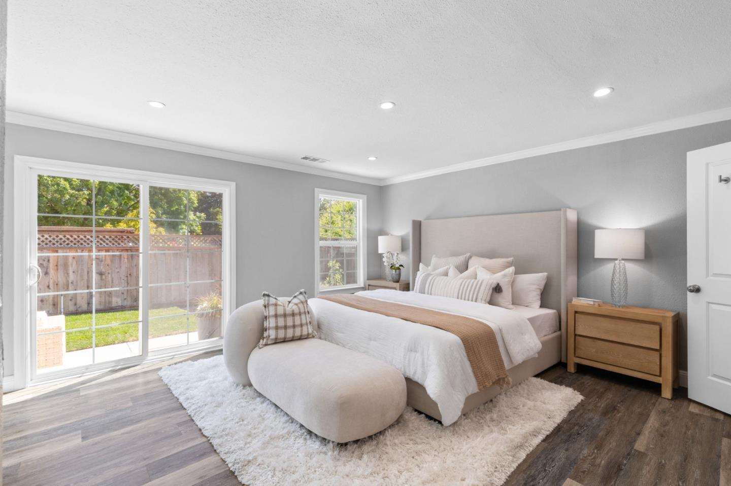 Detail Gallery Image 22 of 29 For 1120 Alberni St, East Palo Alto,  CA 94303 - 5 Beds | 3 Baths