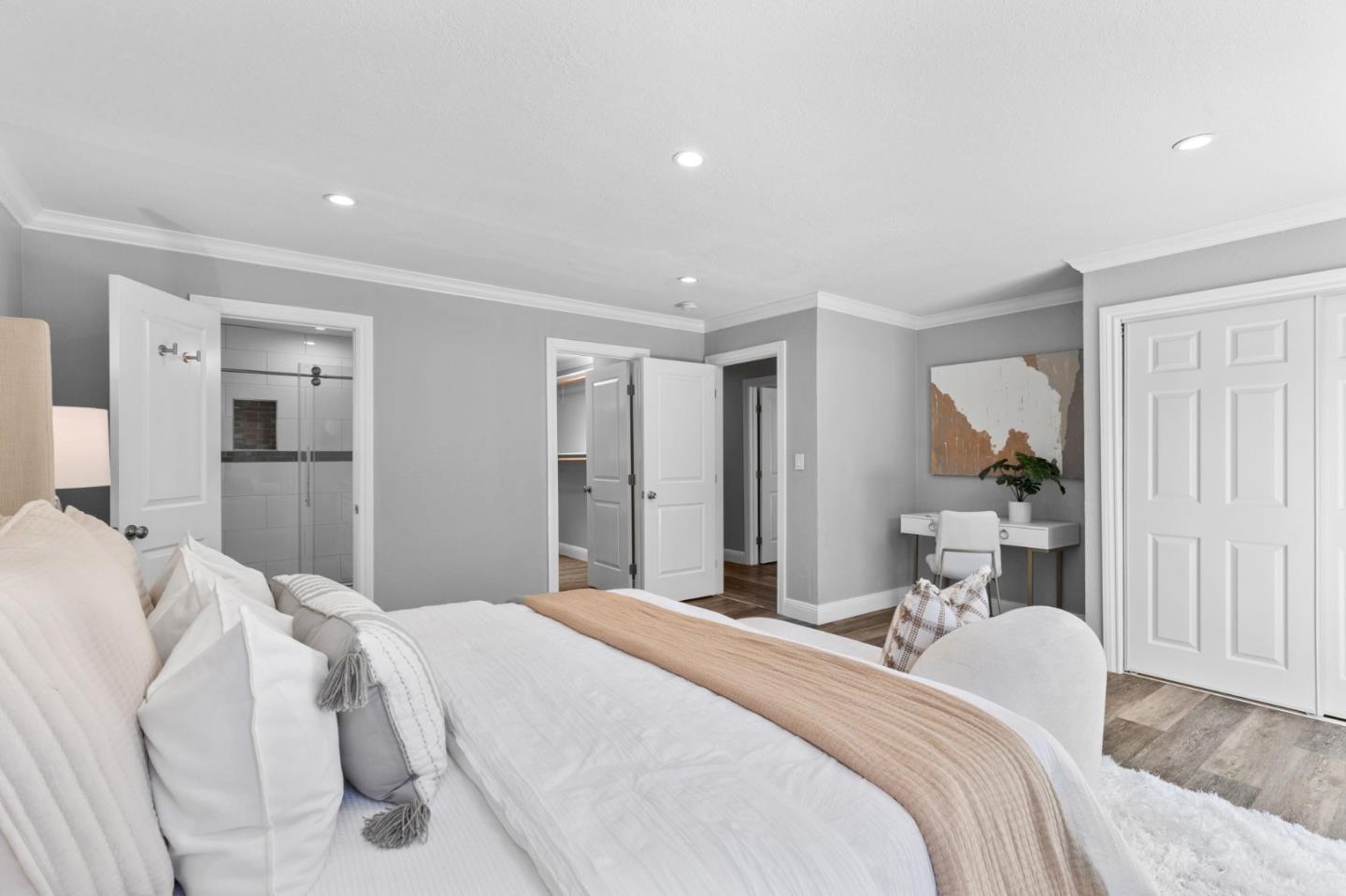 Detail Gallery Image 23 of 29 For 1120 Alberni St, East Palo Alto,  CA 94303 - 5 Beds | 3 Baths