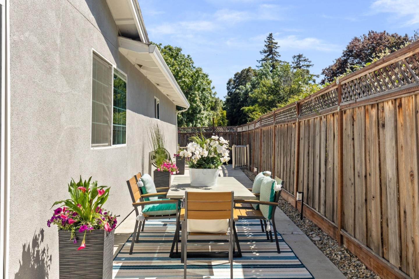 Detail Gallery Image 29 of 29 For 1120 Alberni St, East Palo Alto,  CA 94303 - 5 Beds | 3 Baths