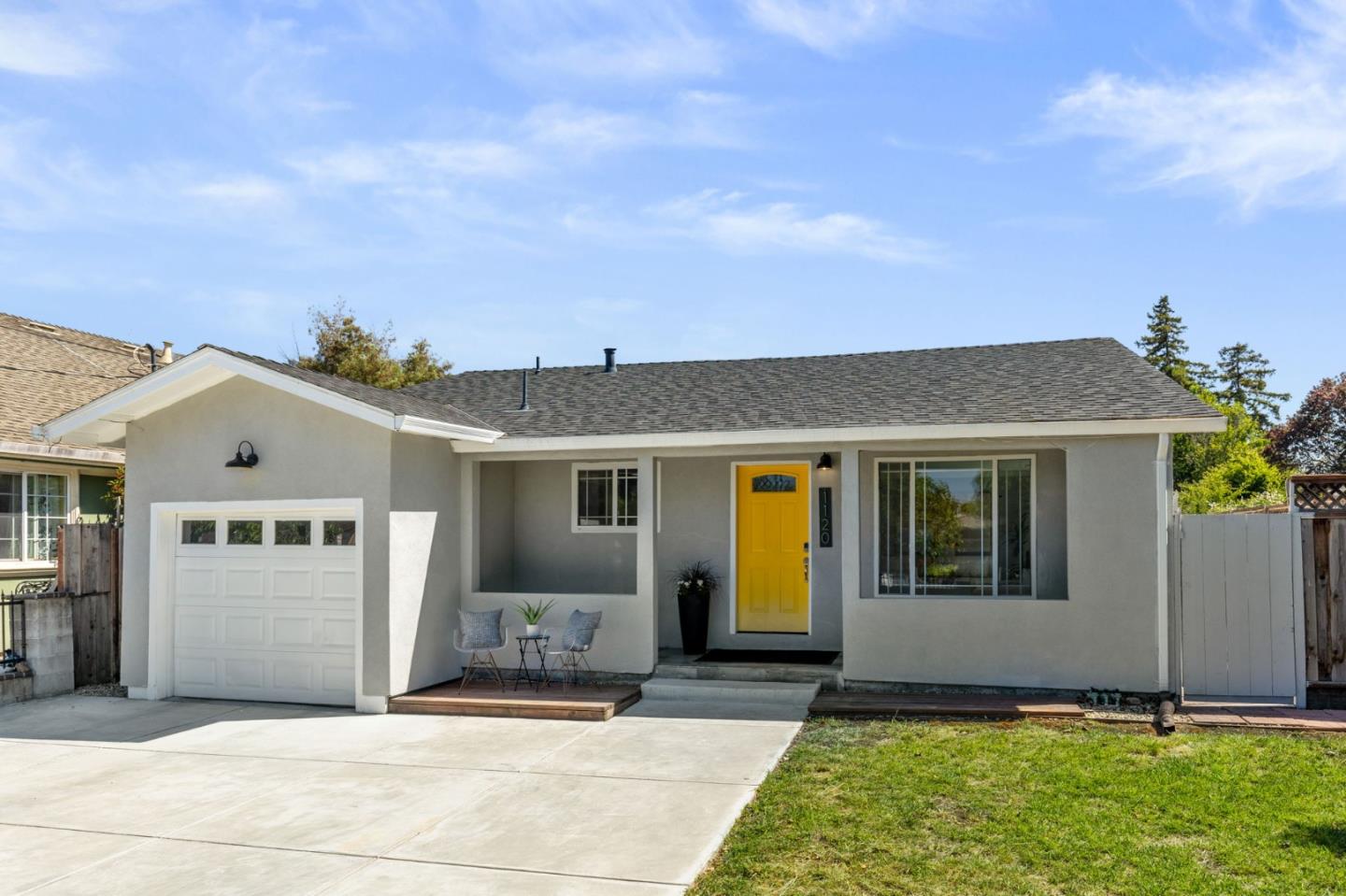 Detail Gallery Image 3 of 29 For 1120 Alberni St, East Palo Alto,  CA 94303 - 5 Beds | 3 Baths