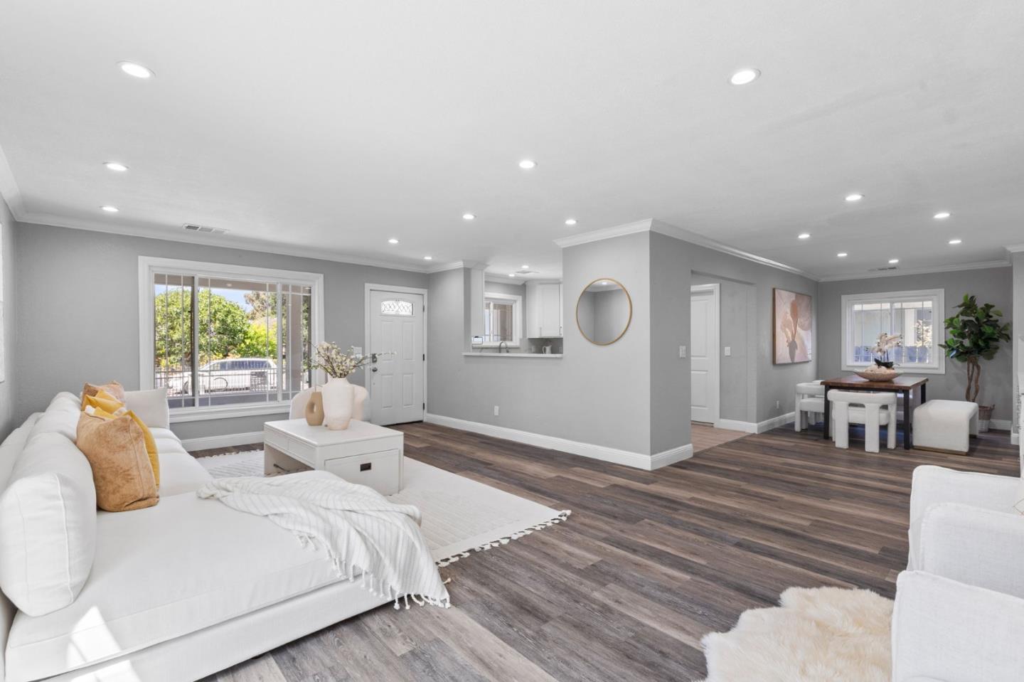 Detail Gallery Image 9 of 29 For 1120 Alberni St, East Palo Alto,  CA 94303 - 5 Beds | 3 Baths
