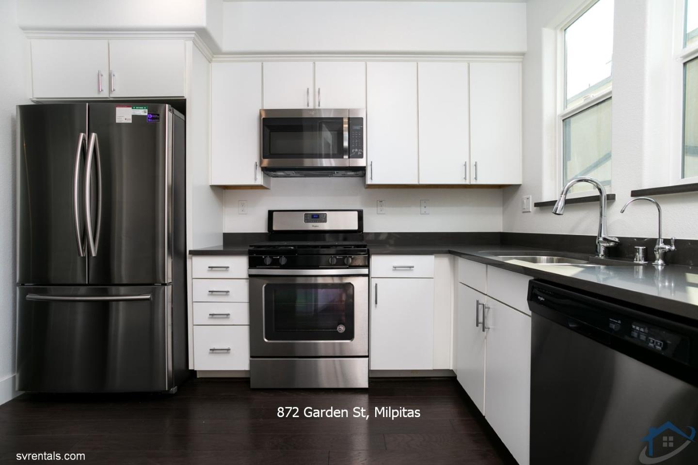 Detail Gallery Image 2 of 24 For 872 Garden St, Milpitas,  CA 95035 - 2 Beds | 1/1 Baths