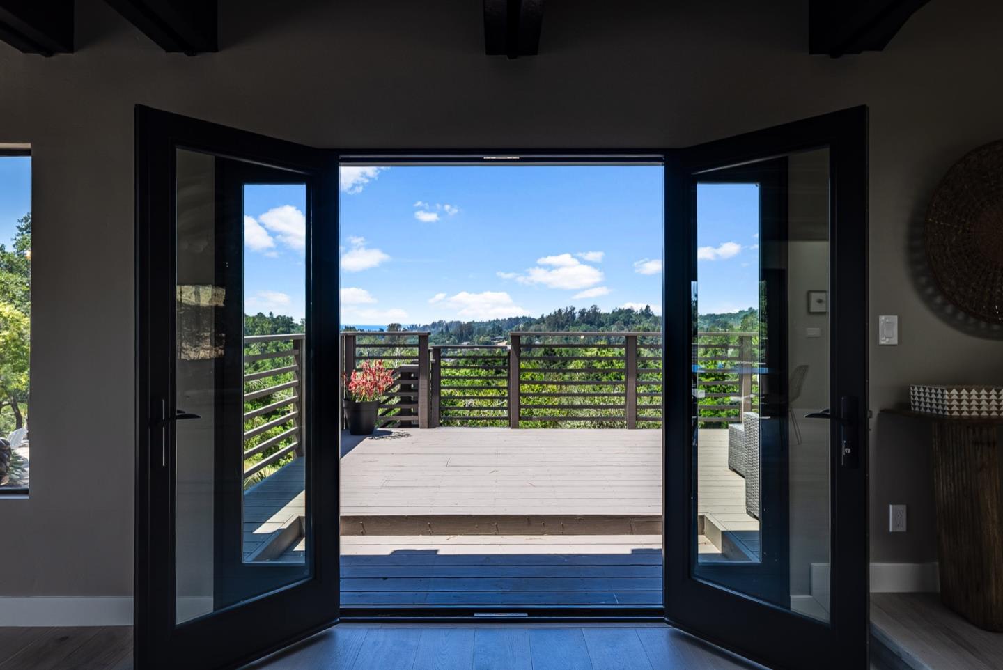 Detail Gallery Image 16 of 67 For 407 Quail Run, Aptos,  CA 95003 - 3 Beds | 2/1 Baths