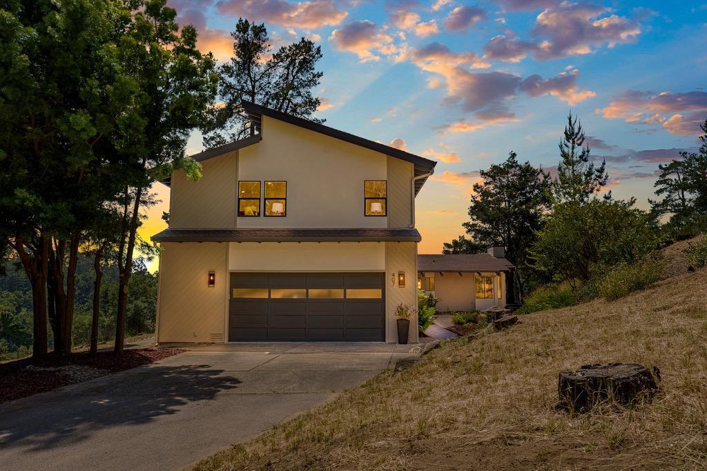 Detail Gallery Image 2 of 67 For 407 Quail Run, Aptos,  CA 95003 - 3 Beds | 2/1 Baths