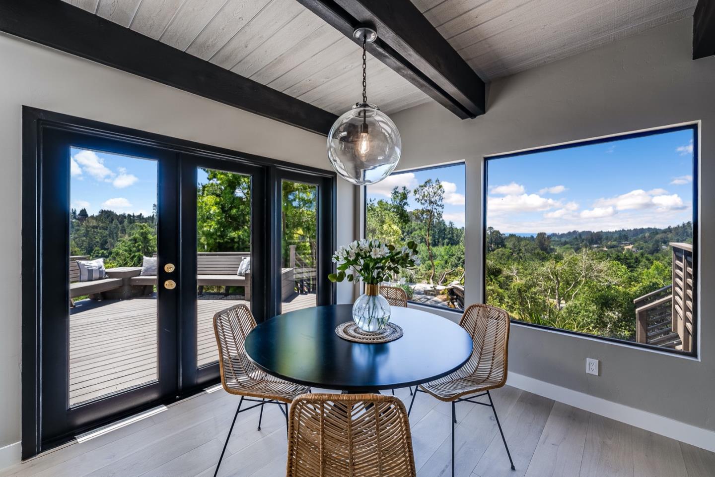 Detail Gallery Image 5 of 67 For 407 Quail Run, Aptos,  CA 95003 - 3 Beds | 2/1 Baths