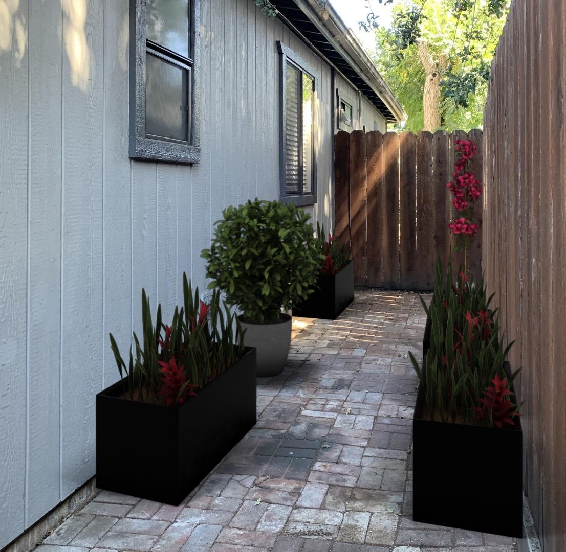 Detail Gallery Image 5 of 12 For 139 Jackson Ave, Redwood City,  CA 94061 - 2 Beds | 1 Baths