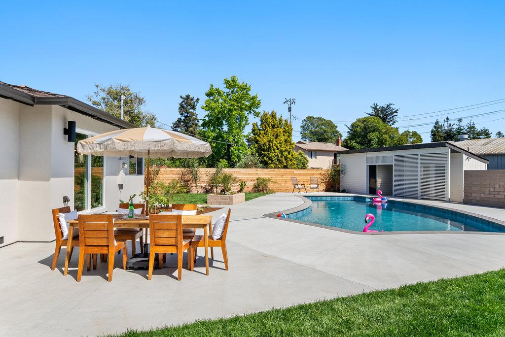 Detail Gallery Image 12 of 35 For 2537 Orchard St, Soquel,  CA 95073 - 4 Beds | 2 Baths