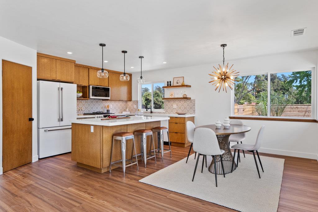 Detail Gallery Image 5 of 35 For 2537 Orchard St, Soquel,  CA 95073 - 4 Beds | 2 Baths