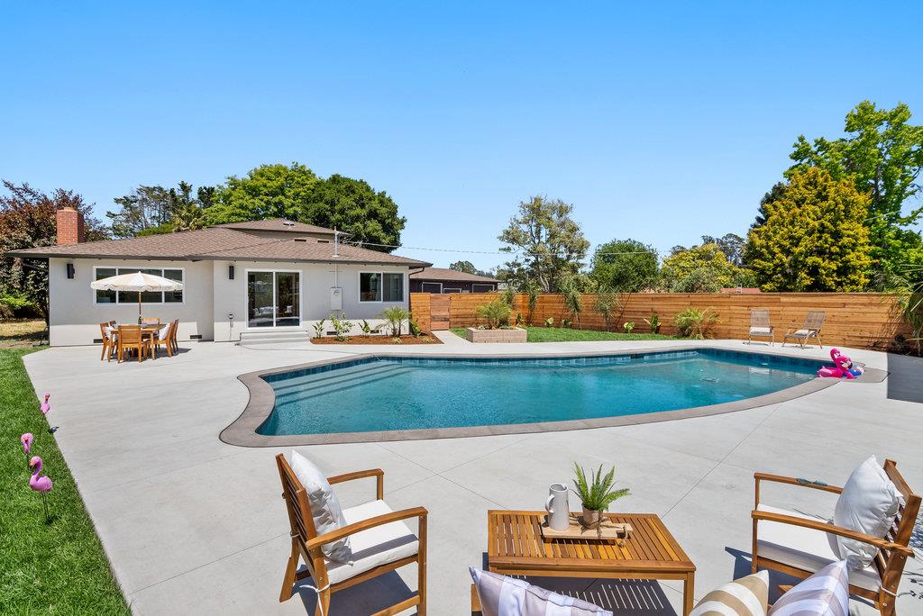 Detail Gallery Image 7 of 35 For 2537 Orchard St, Soquel,  CA 95073 - 4 Beds | 2 Baths