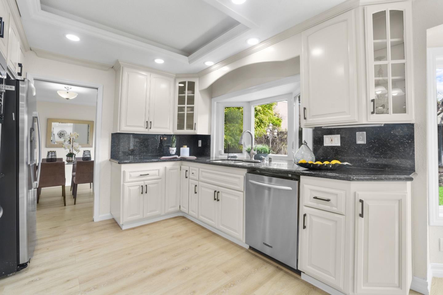 Detail Gallery Image 15 of 38 For 4668 Park Arcadia Dr, San Jose,  CA 95136 - 5 Beds | 3 Baths