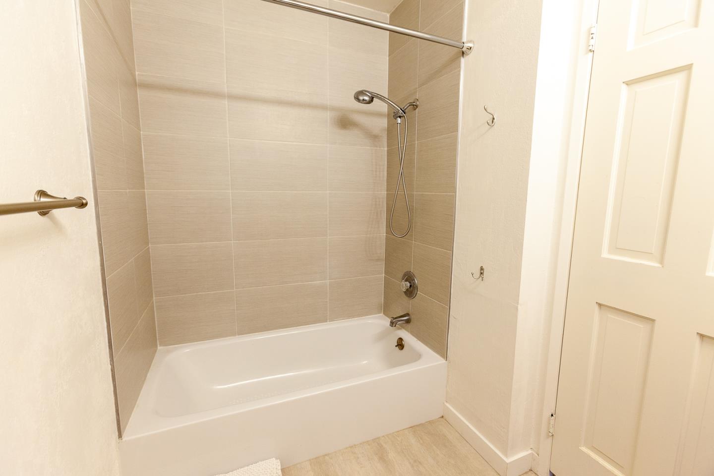 Detail Gallery Image 12 of 15 For 765 San Antonio Rd # 70, Palo Alto,  CA 94303 - 2 Beds | 2 Baths