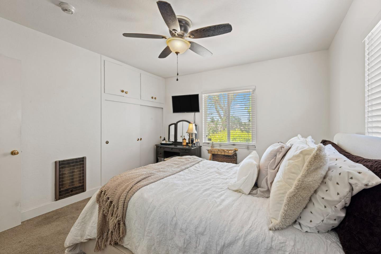 Detail Gallery Image 39 of 47 For 4211 Bolsa Rd, Hollister,  CA 95023 - – Beds | – Baths