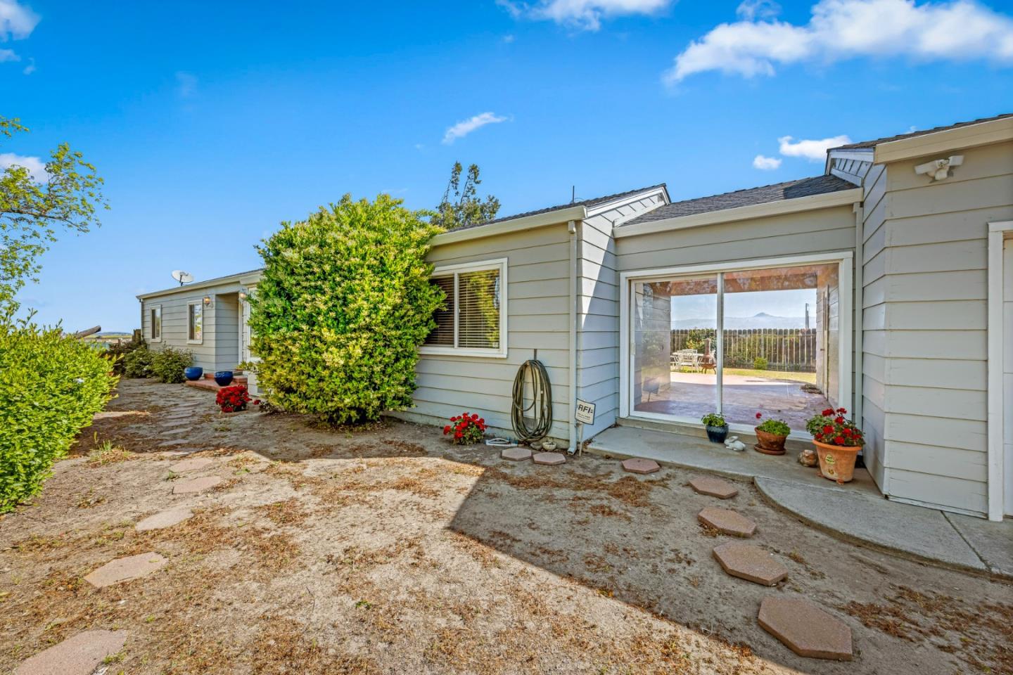 Detail Gallery Image 8 of 47 For 4211 Bolsa Rd, Hollister,  CA 95023 - – Beds | – Baths