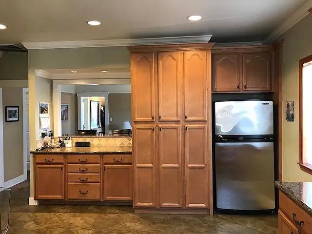 Detail Gallery Image 12 of 27 For 32 Race St, San Jose,  CA 95126 - – Beds | – Baths