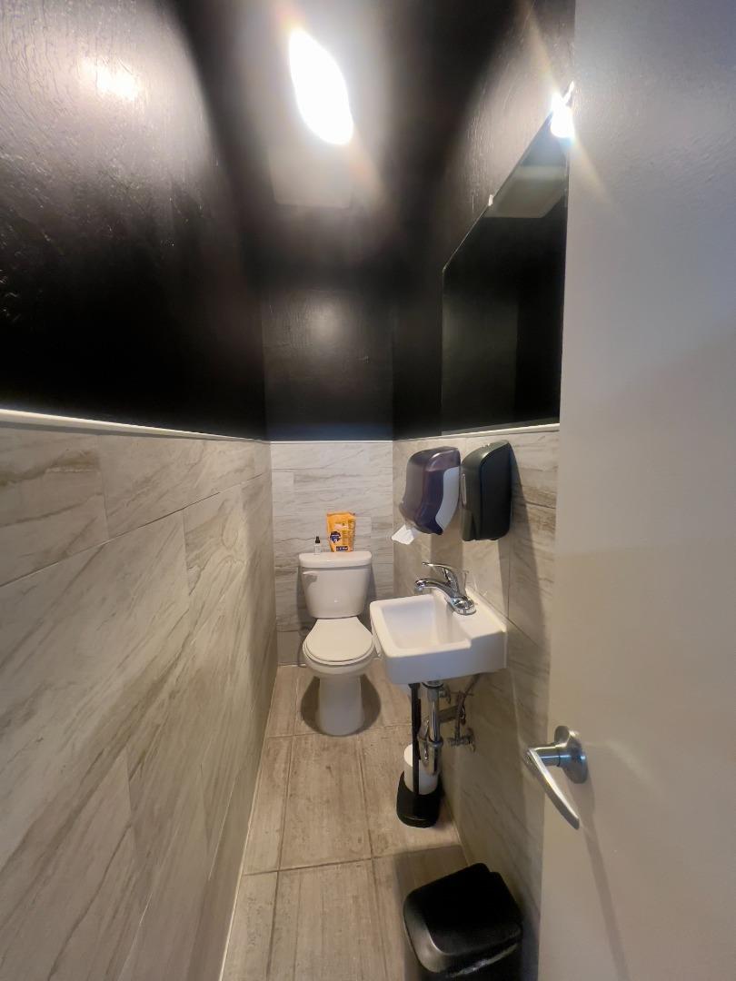 Detail Gallery Image 8 of 27 For 32 Race St, San Jose,  CA 95126 - – Beds | – Baths